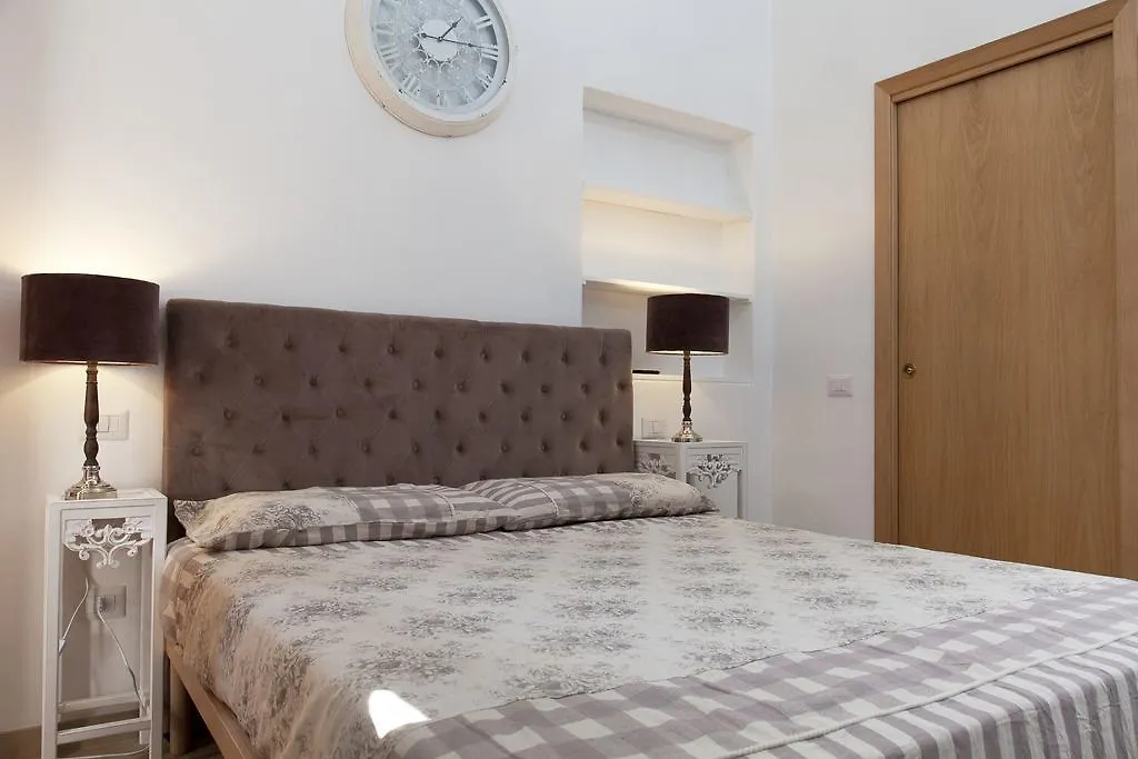 Guest House Acuario Torre Grande 3*,  Italia